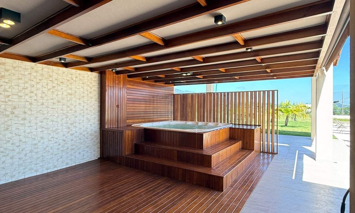 Jacuzzi-Spa-Hidromassagem-Externa