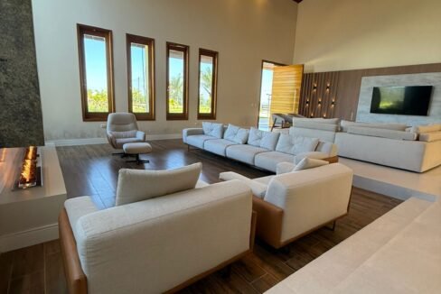 Sala-Decorada-Pe-Direito-Alto