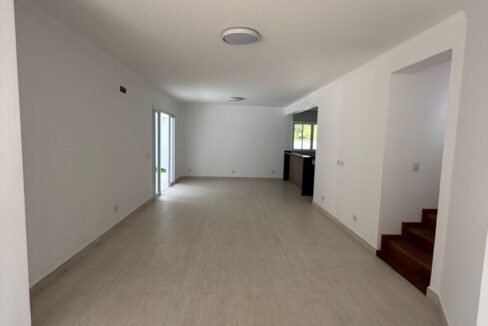 WhatsApp Image 2026-03-05 at 17.15.00