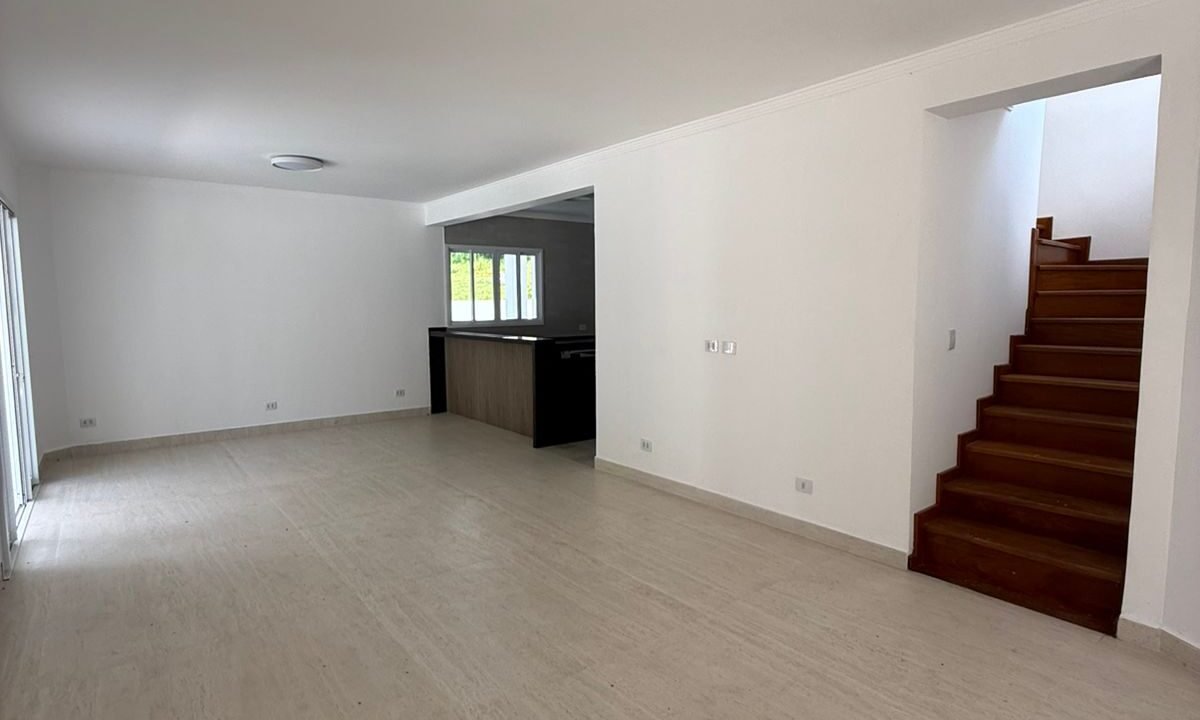 WhatsApp Image 2026-03-05 at 17.15.01