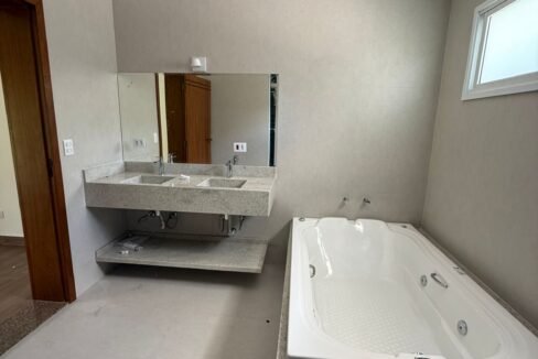 WhatsApp Image 2026-03-05 at 17.15.04